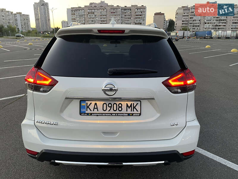 Внедорожник / Кроссовер Nissan Rogue 2018 в Киеве