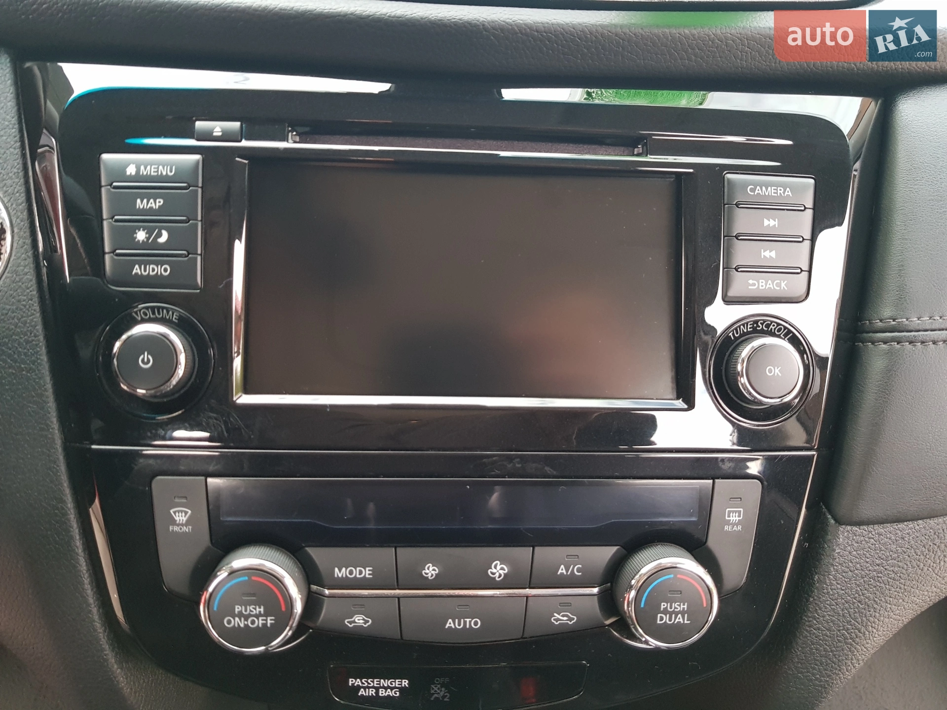 2017 Nissan Rogue - мініатюра 16