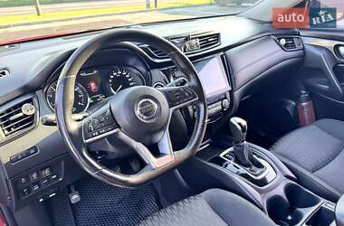 Внедорожник / Кроссовер Nissan Rogue 2016 в Киеве