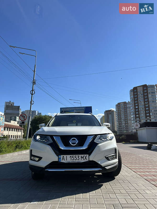 Позашляховик / Кросовер Nissan Rogue 2018 в Броварах