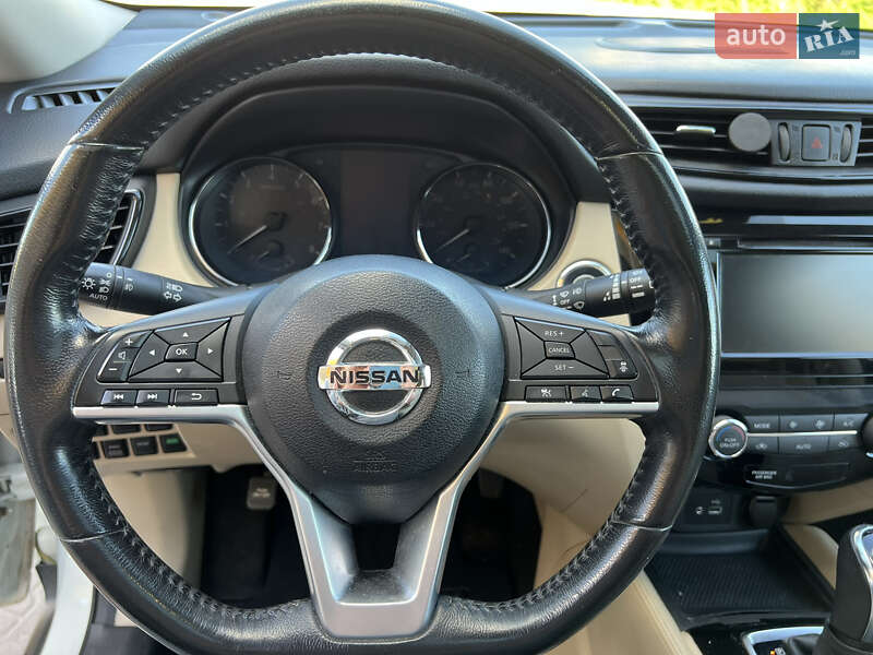 Позашляховик / Кросовер Nissan Rogue 2018 в Броварах