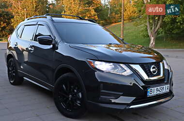 Позашляховик / Кросовер Nissan Rogue 2017 в Кременчуці