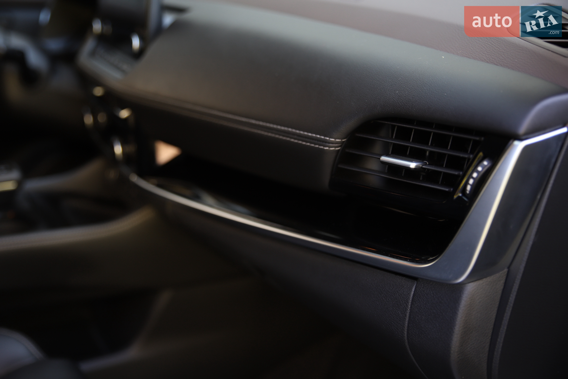 2022 Nissan Rogue - мініатюра 6
