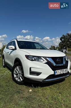 Внедорожник / Кроссовер Nissan Rogue 2019 в Киеве
