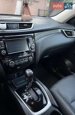 Позашляховик / Кросовер Nissan Rogue 2014 в Ріпках
