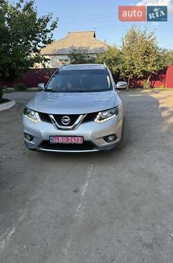Позашляховик / Кросовер Nissan Rogue 2016 в Ізюмі
