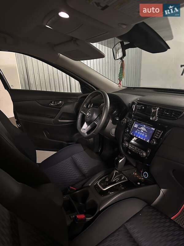 Позашляховик / Кросовер Nissan Rogue 2019 в Одесі