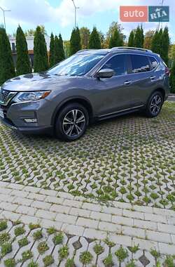 Внедорожник / Кроссовер Nissan Rogue 2018 в Харькове