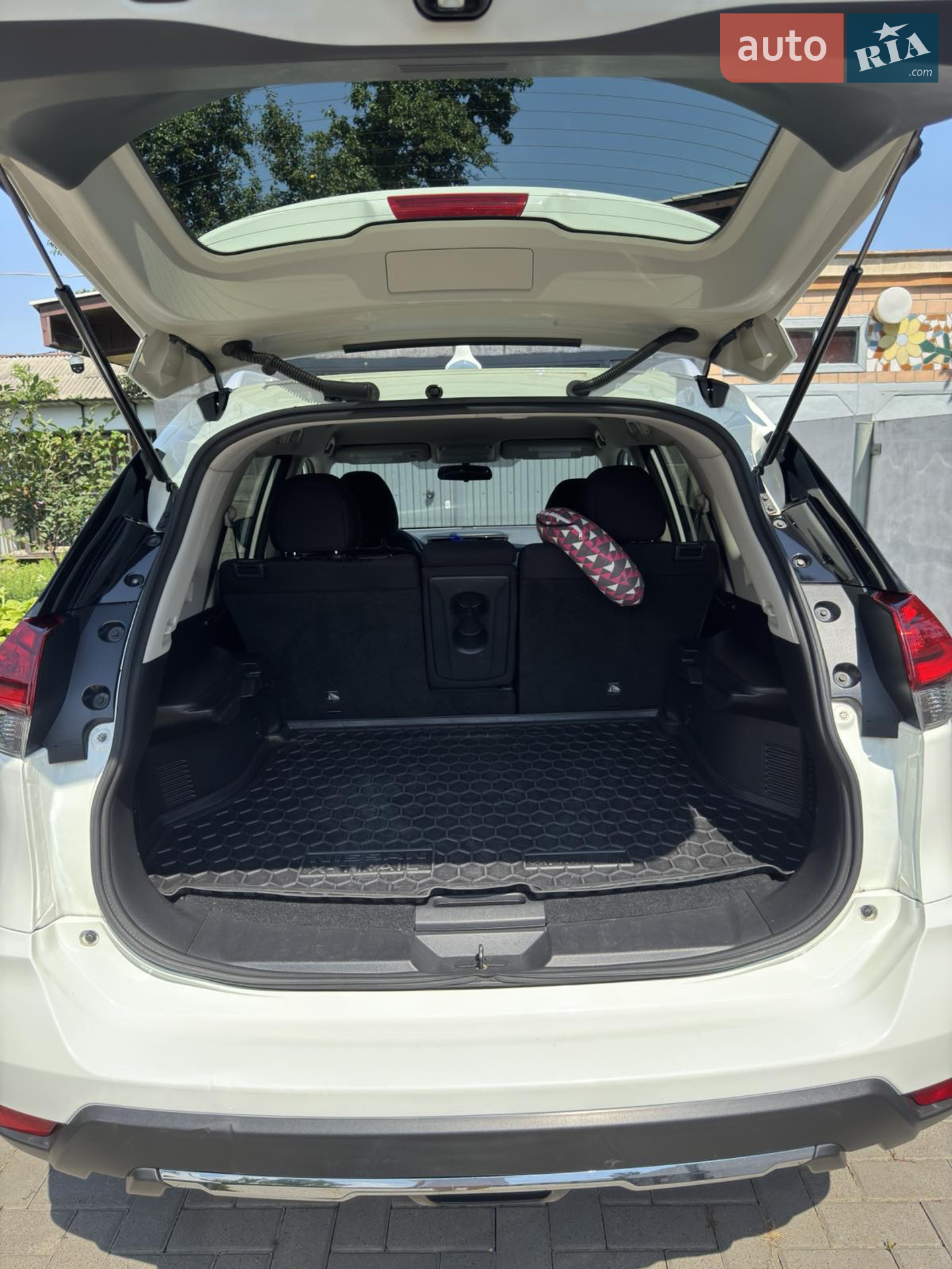 2017 Nissan Rogue - мініатюра 14