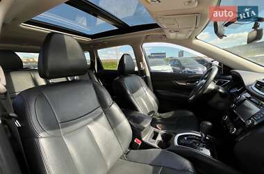 Внедорожник / Кроссовер Nissan Rogue 2014 в 