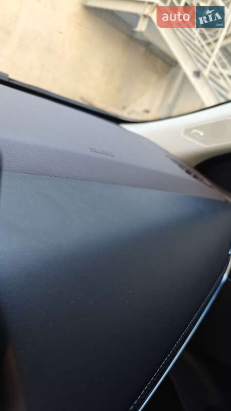 Позашляховик / Кросовер Nissan Rogue 2022 в Києві