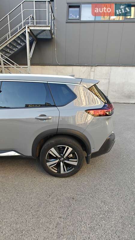 Позашляховик / Кросовер Nissan Rogue 2022 в Києві