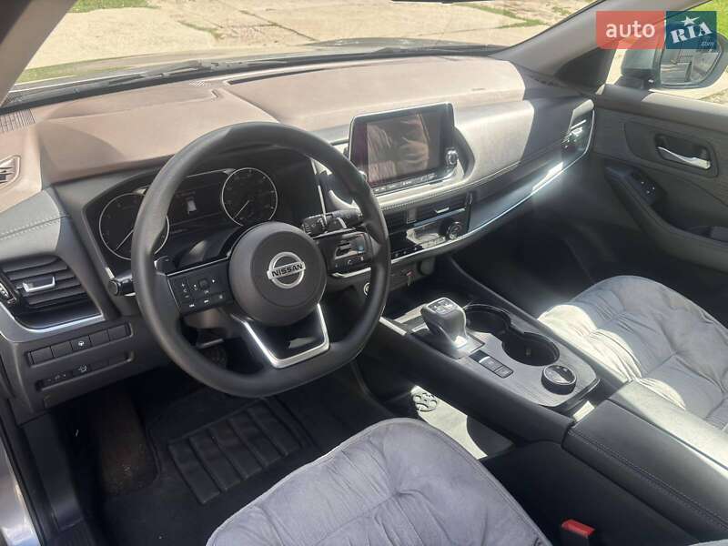 Внедорожник / Кроссовер Nissan Rogue 2021 в Лебедине