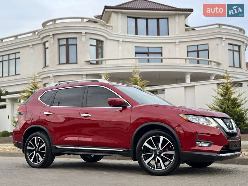 Внедорожник / Кроссовер Nissan Rogue 2017 в Одессе