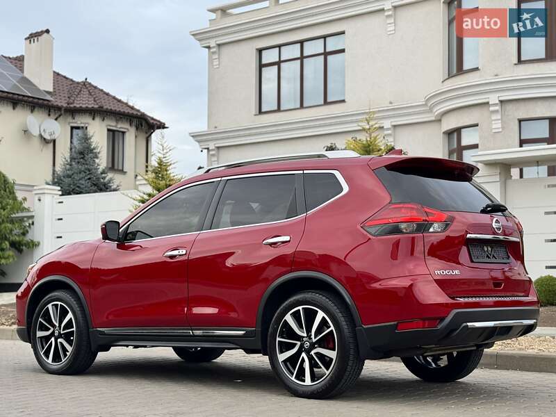 Внедорожник / Кроссовер Nissan Rogue 2017 в Одессе
