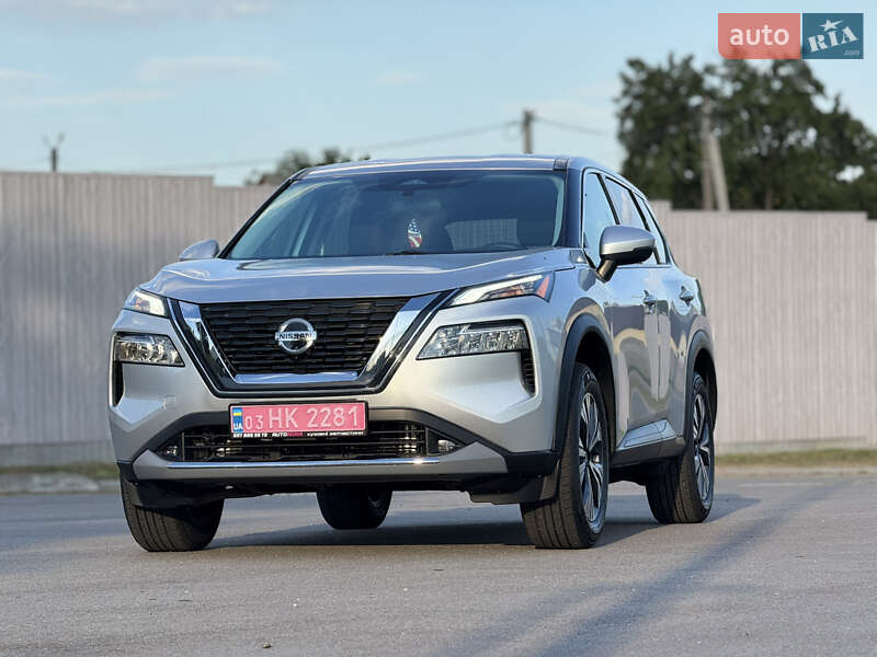 Позашляховик / Кросовер Nissan Rogue 2021 в Києві