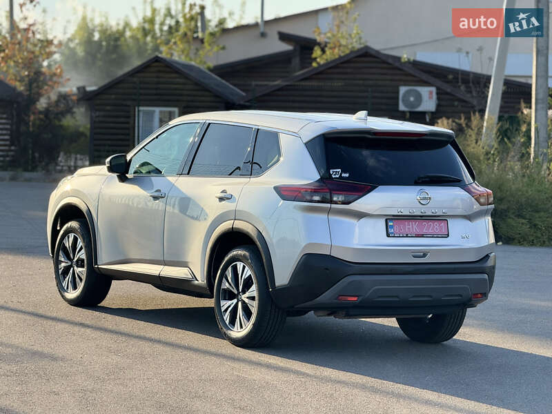 Позашляховик / Кросовер Nissan Rogue 2021 в Києві