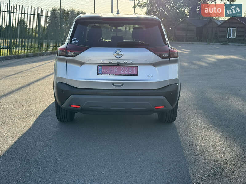 Позашляховик / Кросовер Nissan Rogue 2021 в Києві