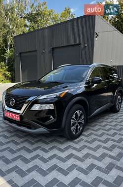 Внедорожник / Кроссовер Nissan Rogue 2021 в Киеве