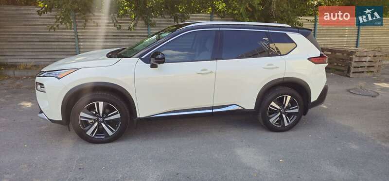 Позашляховик / Кросовер Nissan Rogue 2021 в Києві