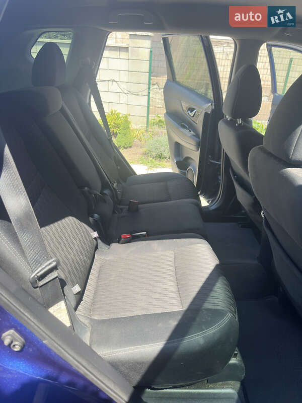 Внедорожник / Кроссовер Nissan Rogue 2018 в Каменском фото 8 Внедорожник / Кроссовер Nissan Rogue 2018 в Каменском