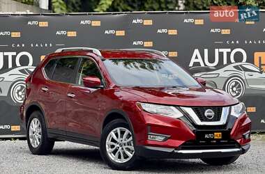 Внедорожник / Кроссовер Nissan Rogue 2018 в Харькове