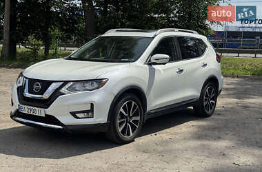 Внедорожник / Кроссовер Nissan Rogue 2020 в Полтаве
