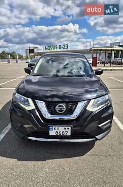 Внедорожник / Кроссовер Nissan Rogue 2017 в Киеве