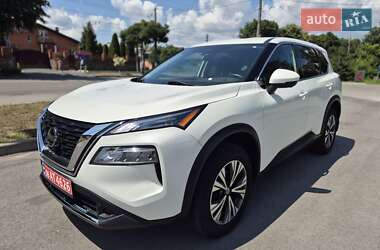 Позашляховик / Кросовер Nissan Rogue 2021 в Житомирі