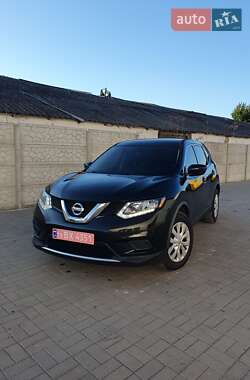 Внедорожник / Кроссовер Nissan Rogue 2016 в Березному
