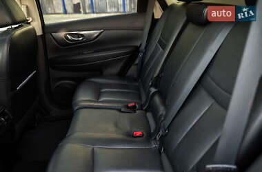 Внедорожник / Кроссовер Nissan Rogue 2014 в 