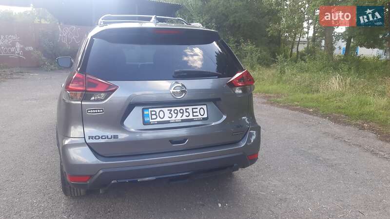 Внедорожник / Кроссовер Nissan Rogue 2018 в Тернополе