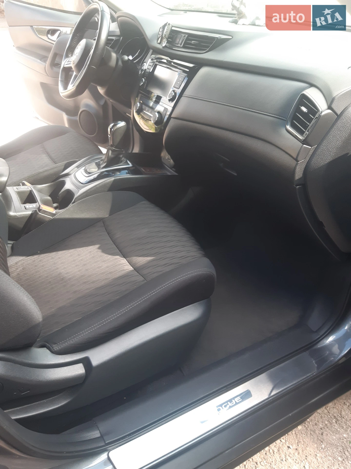 2018 Nissan Rogue - мініатюра 13