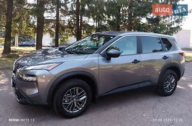 Внедорожник / Кроссовер Nissan Rogue 2021 в Ровно