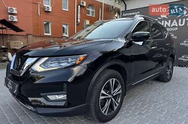 Внедорожник / Кроссовер Nissan Rogue 2016 в 