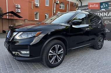 Внедорожник / Кроссовер Nissan Rogue 2016 в 