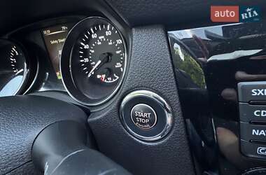 Внедорожник / Кроссовер Nissan Rogue 2016 в 