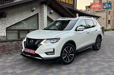 Внедорожник / Кроссовер Nissan Rogue 2018 в Тернополе
