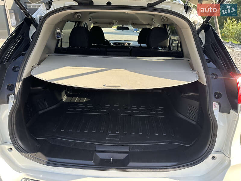 Внедорожник / Кроссовер Nissan Rogue 2018 в Львове фото 12 Внедорожник / Кроссовер Nissan Rogue 2018 в Львове