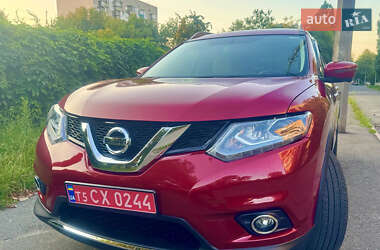 Внедорожник / Кроссовер Nissan Rogue 2016 в Киеве