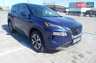 Позашляховик / Кросовер Nissan Rogue 2021 в Черкасах