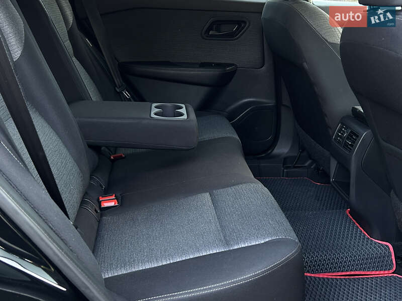 Позашляховик / Кросовер Nissan Rogue 2021 в Миколаєві