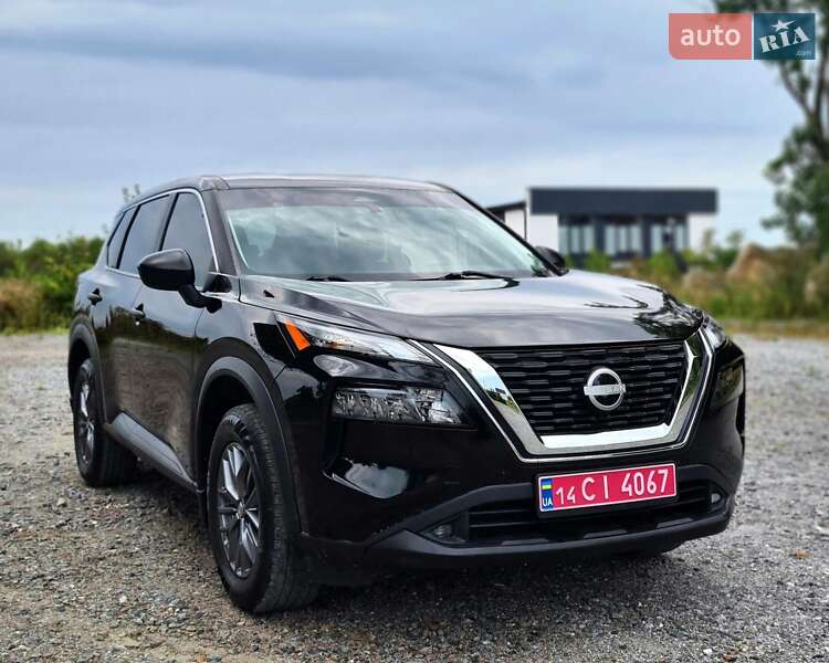 Внедорожник / Кроссовер Nissan Rogue 2021 в 