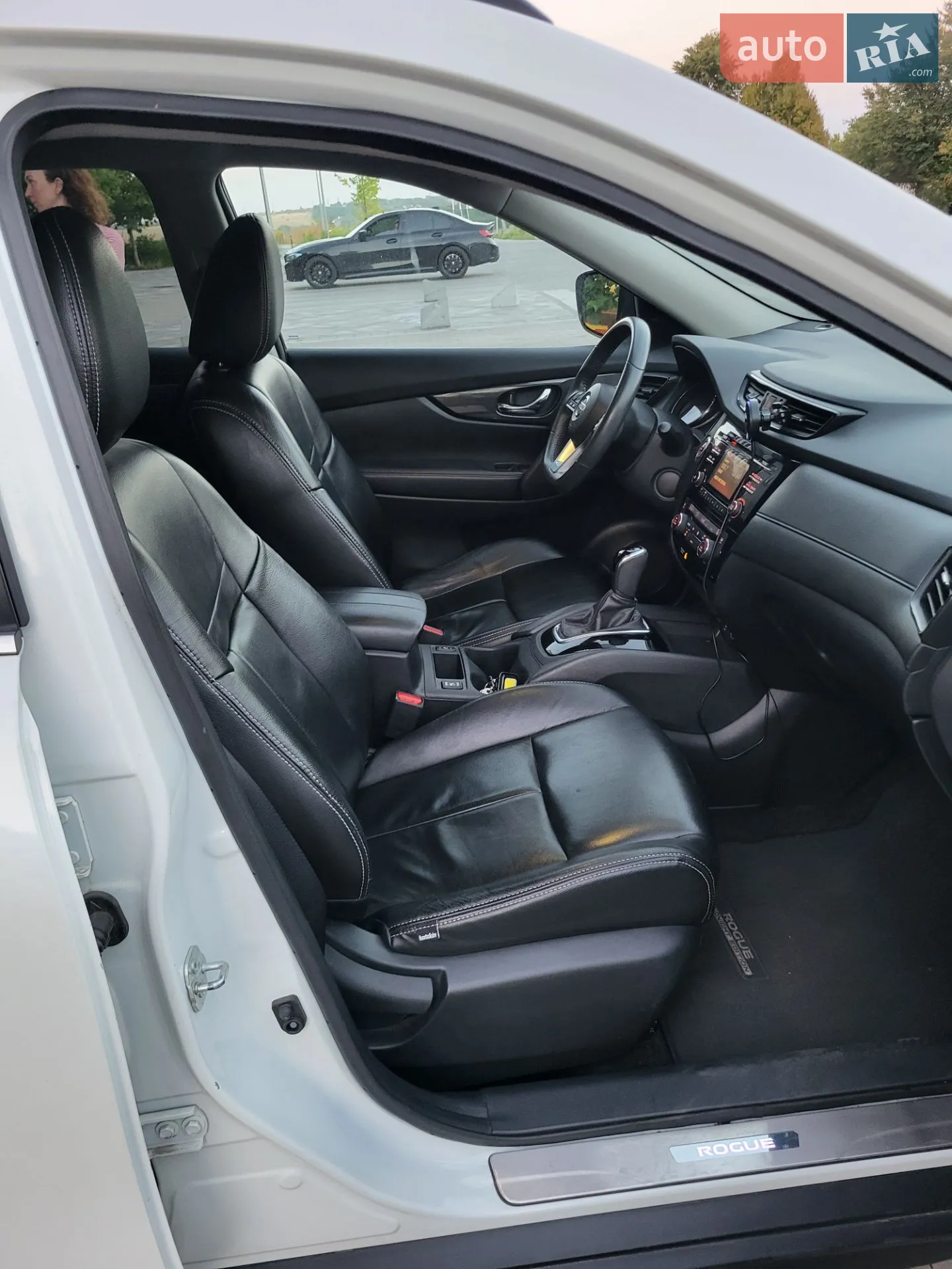 2017 Nissan Rogue - мініатюра 12