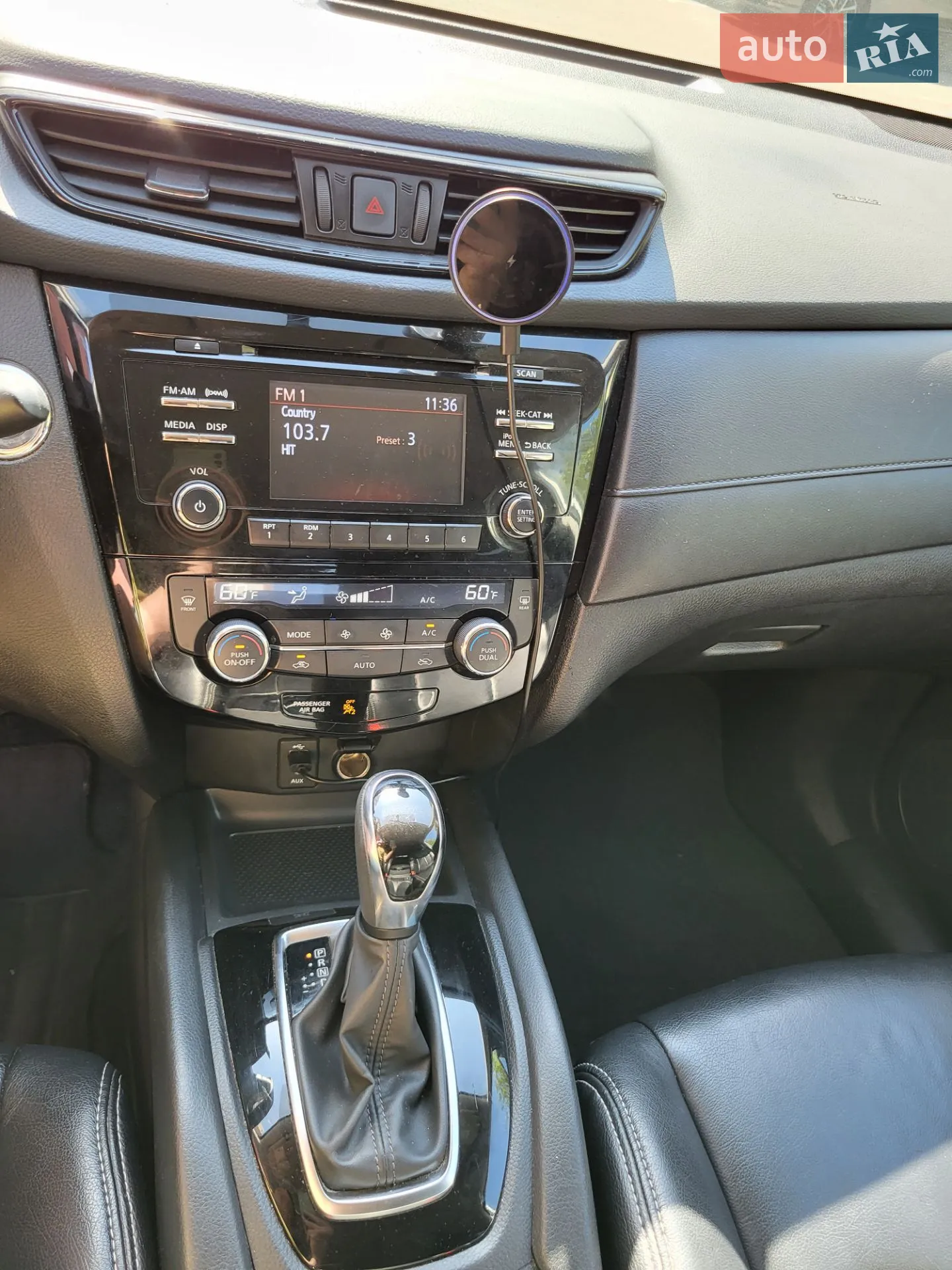 2017 Nissan Rogue - мініатюра 16