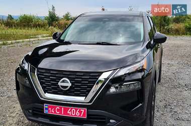 Внедорожник / Кроссовер Nissan Rogue 2021 в 
