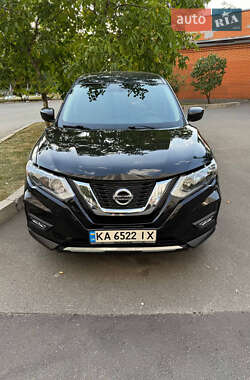 Позашляховик / Кросовер Nissan Rogue 2017 в Києві