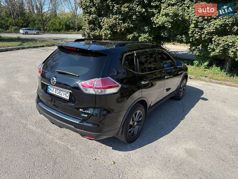 Внедорожник / Кроссовер Nissan Rogue 2014 в Харькове