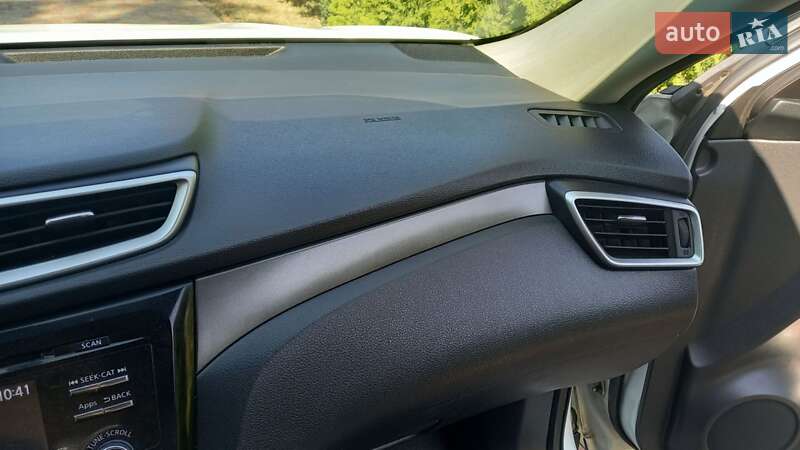 Внедорожник / Кроссовер Nissan Rogue 2016 в Киеве фото 26 Внедорожник / Кроссовер Nissan Rogue 2016 в Киеве