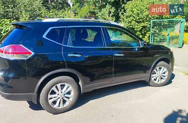 Позашляховик / Кросовер Nissan Rogue 2015 в Києві